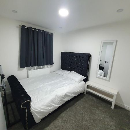 Beautiful Rooms Shaw St And Pine St Bury  Exteriér fotografie