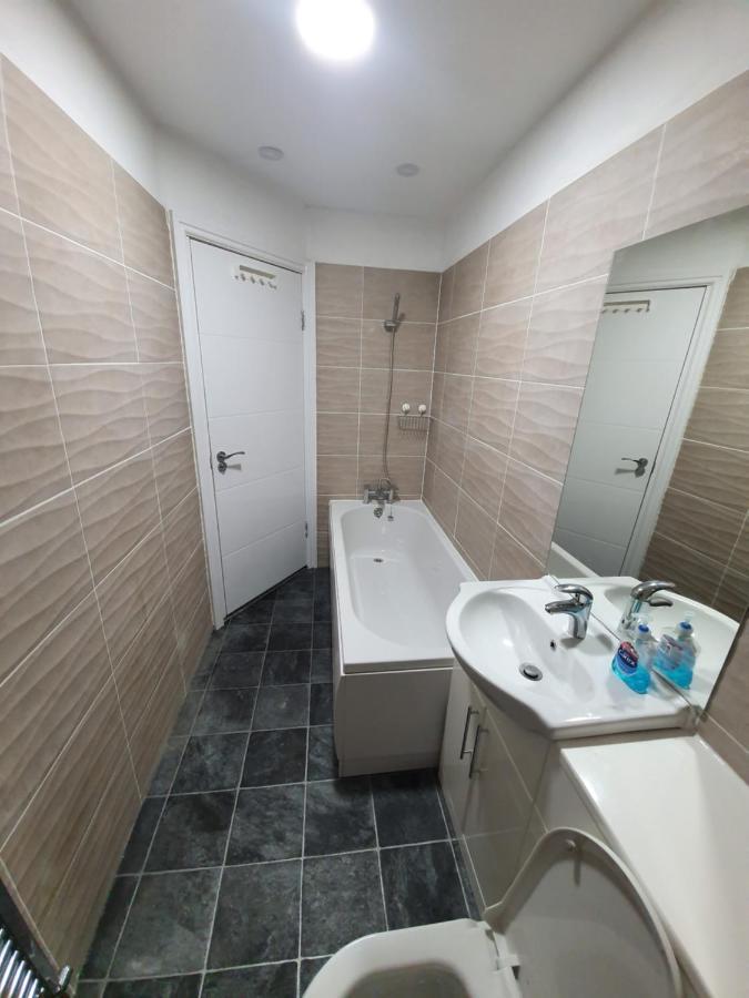 Beautiful Rooms Shaw St And Pine St Bury  Exteriér fotografie