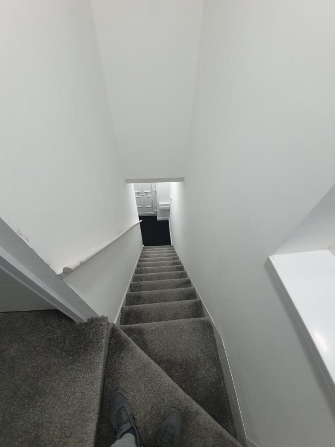 Beautiful Rooms Shaw St And Pine St Bury  Exteriér fotografie