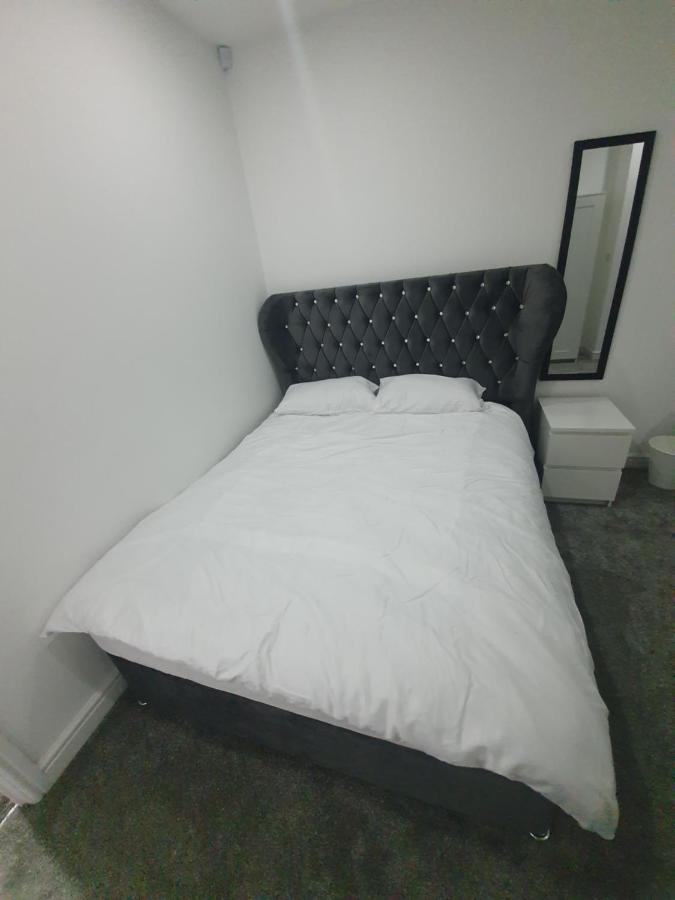 Beautiful Rooms Shaw St And Pine St Bury  Exteriér fotografie