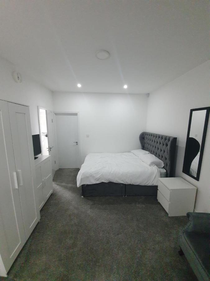 Beautiful Rooms Shaw St And Pine St Bury  Exteriér fotografie