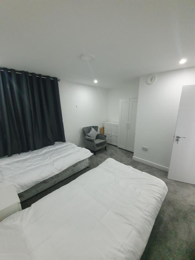 Beautiful Rooms Shaw St And Pine St Bury  Exteriér fotografie
