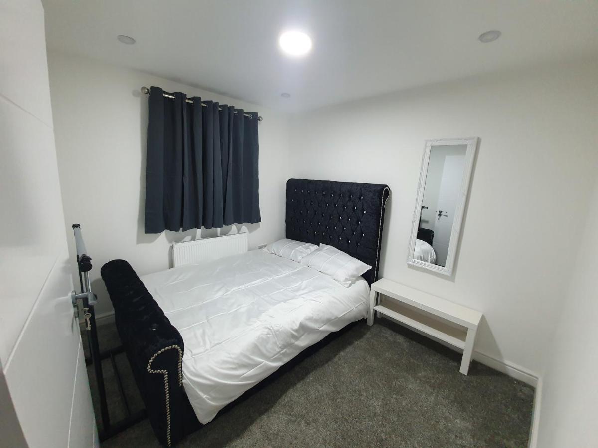 Beautiful Rooms Shaw St And Pine St Bury  Exteriér fotografie