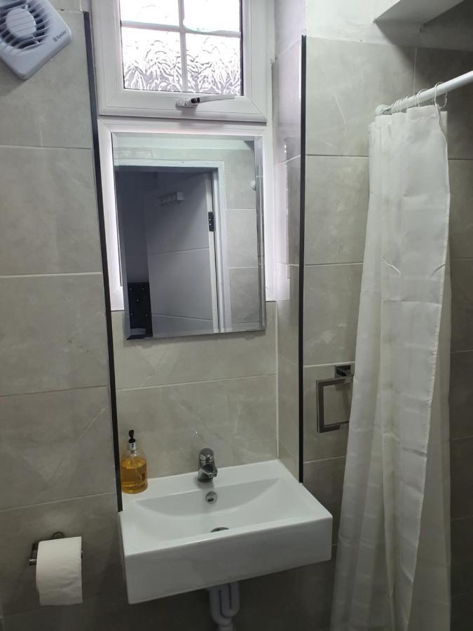 Beautiful Rooms Shaw St And Pine St Bury  Exteriér fotografie