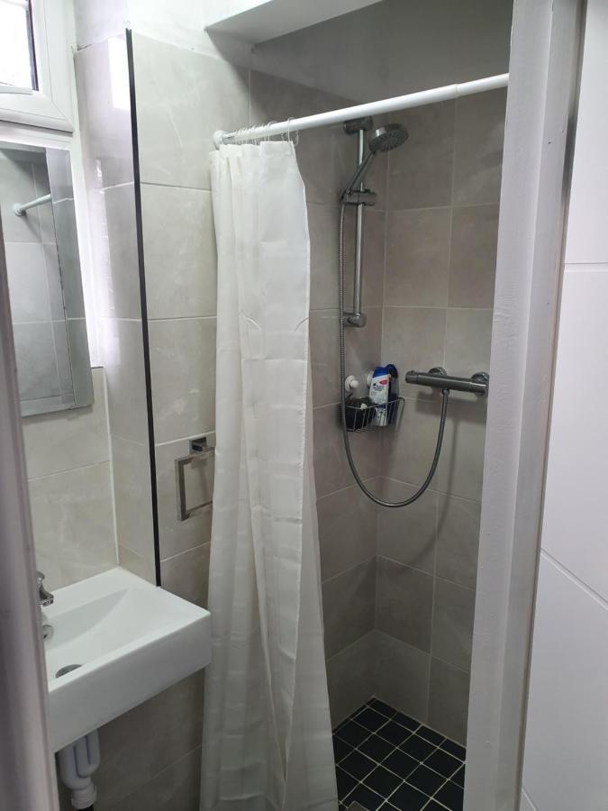 Beautiful Rooms Shaw St And Pine St Bury  Exteriér fotografie