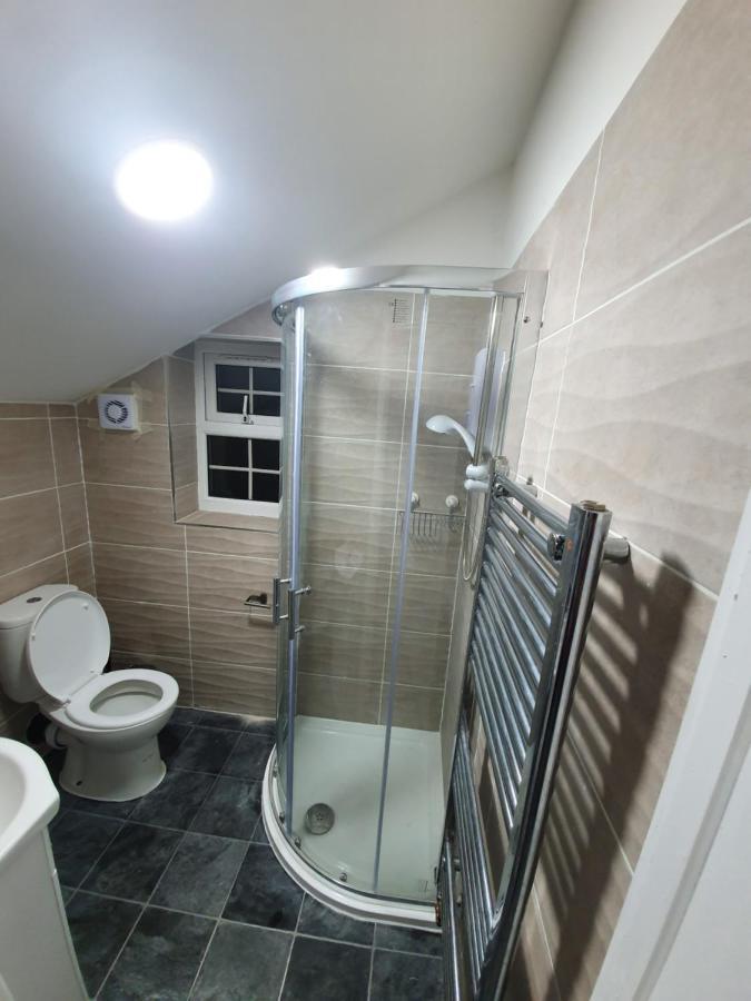 Beautiful Rooms Shaw St And Pine St Bury  Exteriér fotografie