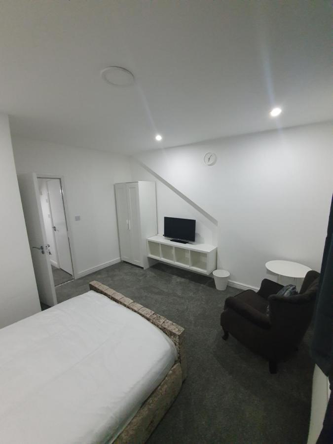 Beautiful Rooms Shaw St And Pine St Bury  Exteriér fotografie