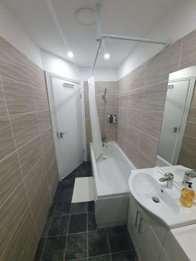 Beautiful Rooms Shaw St And Pine St Bury  Exteriér fotografie