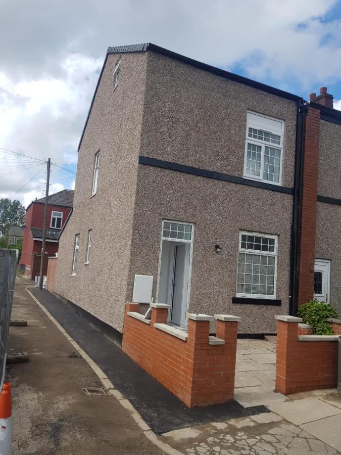 Beautiful Rooms Shaw St And Pine St Bury  Exteriér fotografie